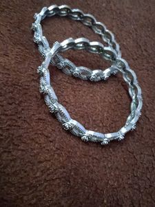 Set of 2 AD ( American Diamond )Kangan like new