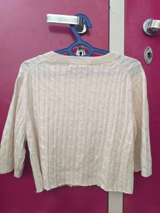 Cable Knit Cropped Sweater