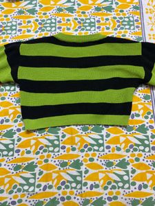 Striped Cropped Green Sweatshirt