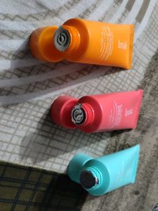 Combo Of Skincare Kit Face Wash Moisturizer Sunscr