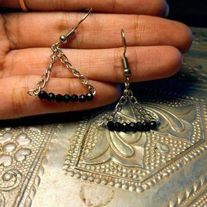 Handmade Earings : Black