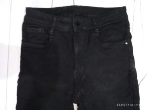 I am selling my jeans 👖 which now tight for me