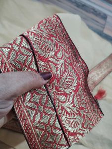 Banarasi Border Beautiful Saree With Blouse Piece