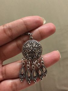 Earrings- Metal/Black