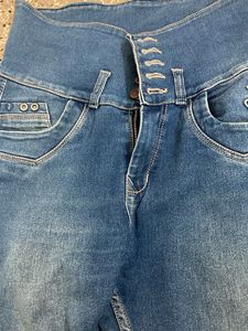 Preloved Jeans But No Zip