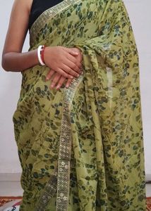Elegant Floral Print Saree