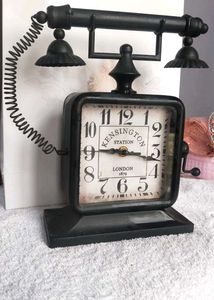 Retro Telephone Clock