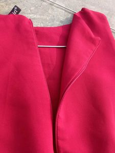 Chic Red Sleeveless Jumpsuit