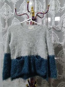 Zara Girl's Cropped Sweater