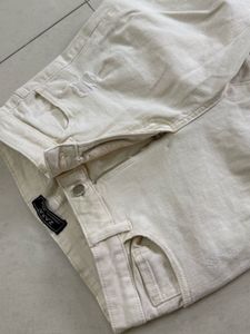 Ripped off White Jeans