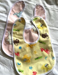 Cute Baby Bibs - Set of 2