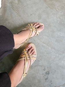 Elegant Gold sandals  👡 and grey