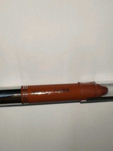 Hilary Rhoda Lipstick