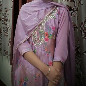 Floral Embroidered Kurta Set