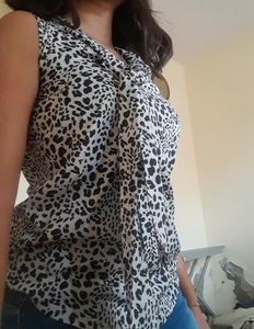 Leopard Print Sleeveless Top With Ribbon MAX Brand Custom New Latest Trendy Trending Fashionable Korean Style Japanese Brand Summer Winter Spring Monsoon Party Casual Work Job Wear For Women And Girls