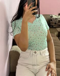 Floral Baby Tee🌷
