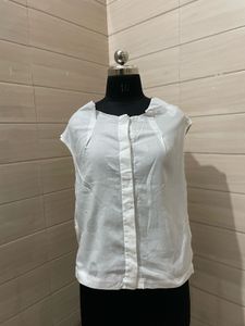 korean imported Sleeveless White Top