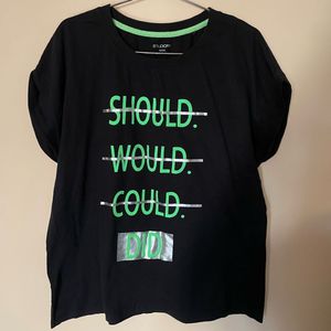 T-shirt With Round Neck