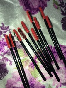 Eyebrow Brush👀