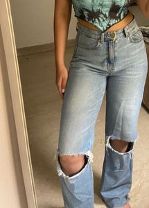 Ripped Baggy Jeans