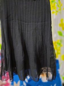 Ditsy Black 🖤 Top Amazing 😍