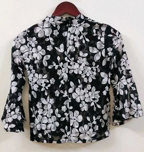 Floral black and white top