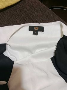 Chic Sleeveless Dress