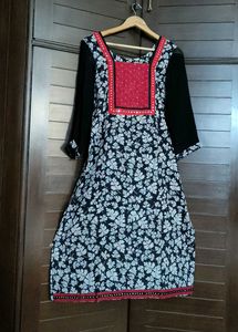 Women Black Printed Cotton Kurta