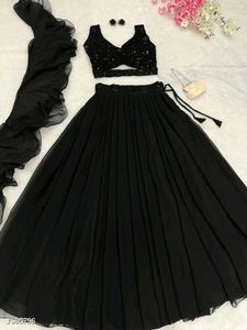 Trendy New Black Lehanga Send Offers