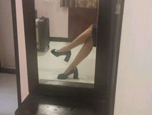 Black Platform plum Heels