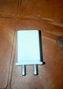 White USB Mobile Charger Realme