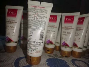 TAC Sunscreen With SPF 60+ PA++++