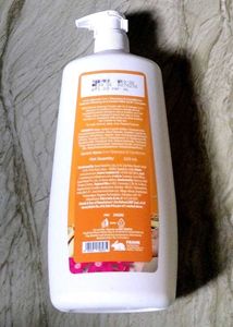 Avon Naturals Shampoo