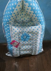 Carry Bed Branded Item New Tag Pees.