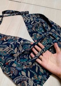 backless traditional top