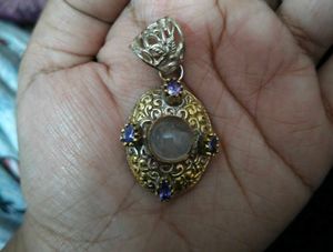 Gold Tone &amp; Rose Quartz Stone Victorian Pendent
