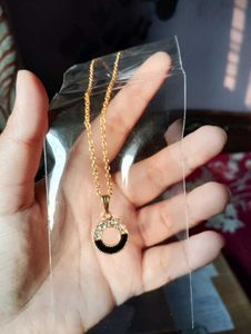 🔥SET OF 6🔥Necklace - Gold with Charm Pendan