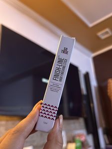 So True Finish Line Hair Finising Stick