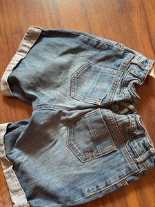 Tommy Shorts