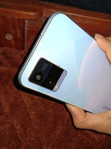 Vivo Y21