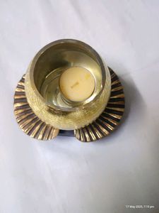Golden T-Lite Holder |