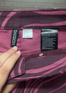 H&amp;M Wavy Pattern Jeans