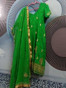 Party Ware Suit With Dupatta And Bottom .