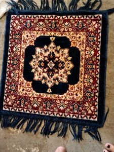 Decorative Accent Rug