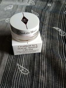 Charlotte&#39;s Magic Water Cream