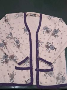 Woollen Sweater For Girls In Chill Vacations