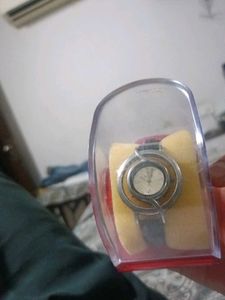 woman&#39;s watch