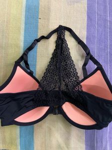 Zivame Lightly Padded Wired Lace Bra-Front Closure