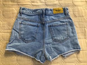 Highwaisted Denim Shorts Waist 26
