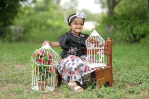 Toddler Girl&#39;s Stylish Outfit